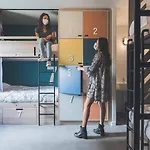호스텔 Slo