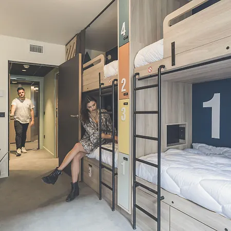 Hostel Slo