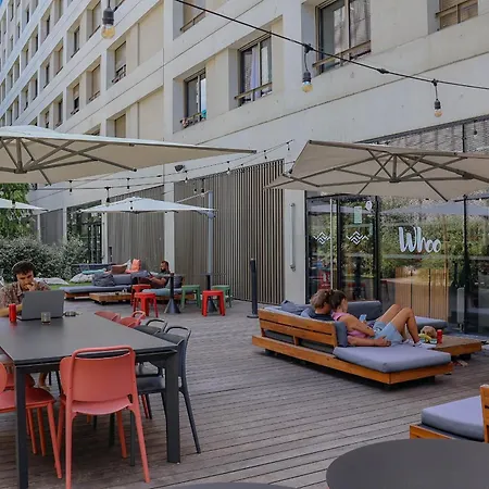 Whoo Bacalan - * ボルドー