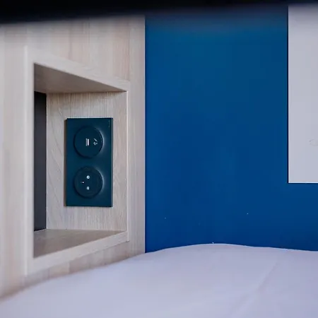 Slo Hostel *