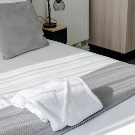 Hostel Slo