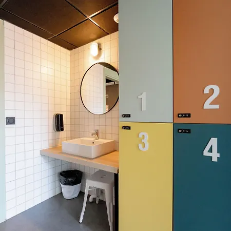 Hostel Slo