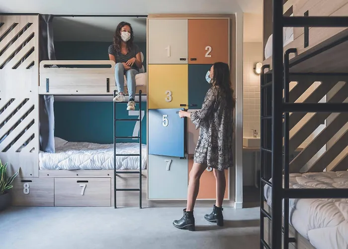Hostel Whoo Bacalan -