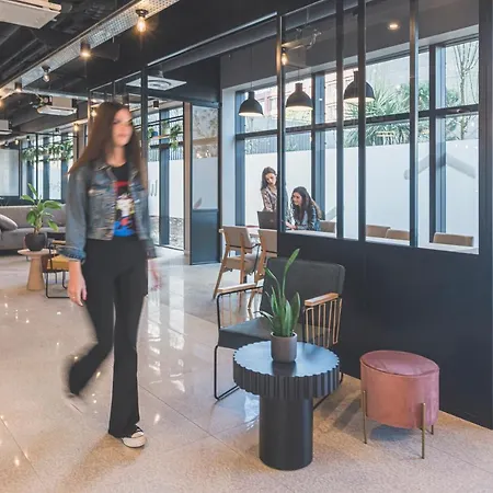 Whoo Bacalan - Hostel