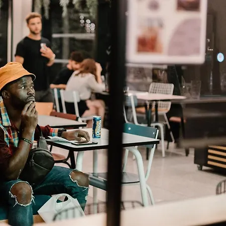 Whoo Bacalan - Hostel