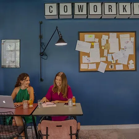 Whoo Bacalan - Hostel