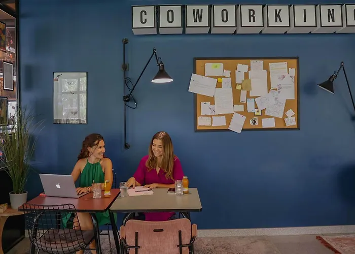 Whoo Bacalan - Hostel